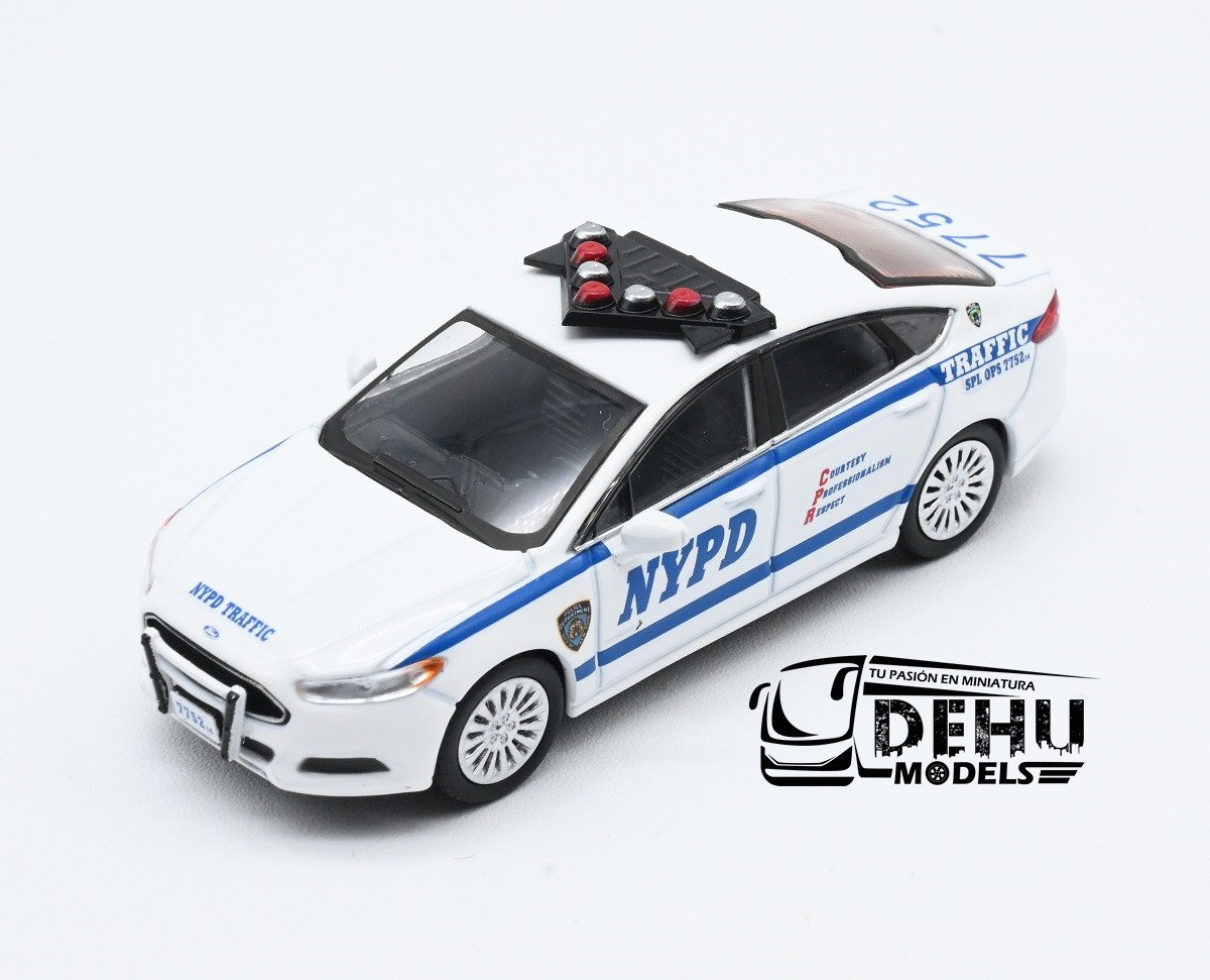CBP-122 Ford Fusion New York City Police Cars Traffic Division And Traffic Units NYPD, Blanco - Azul (3)