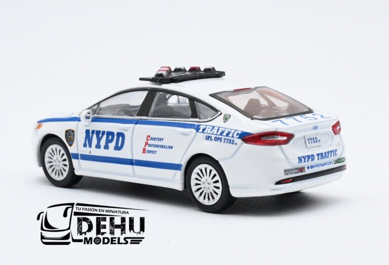 CBP-122 Ford Fusion New York City Police Cars Traffic Division And Traffic Units NYPD, Blanco - Azul (5)