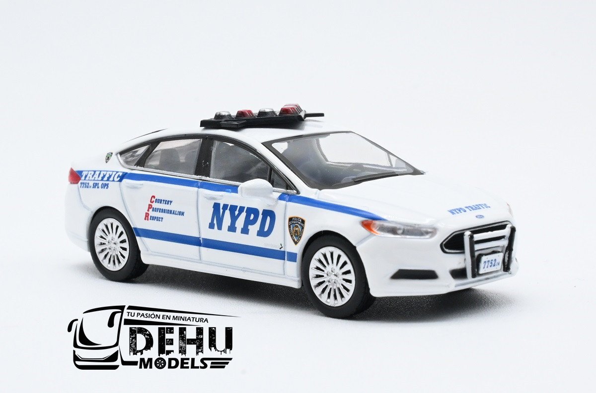 CBP-122 Ford Fusion New York City Police Cars Traffic Division And Traffic Units NYPD, Blanco - Azul (8)
