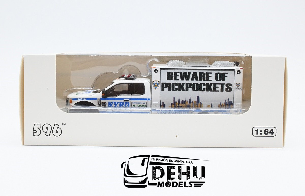 CBP-138 Ford F550 Super Duty New York City Department NYPD Beware Of Pickpockets de panel con luz, Blanco - Azul (1)