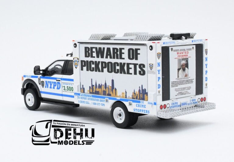 CBP-138 Ford F550 Super Duty New York City Department NYPD Beware Of Pickpockets de panel con luz, Blanco - Azul (5)