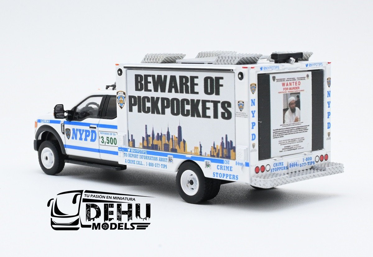 CBP-138 Ford F550 Super Duty New York City Department NYPD Beware Of Pickpockets de panel con luz, Blanco - Azul (5)